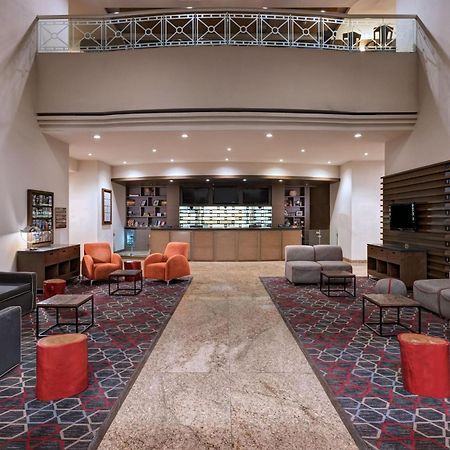 Four Points By Sheraton Galerias Monterrey Dış mekan fotoğraf The lobby of the hotel