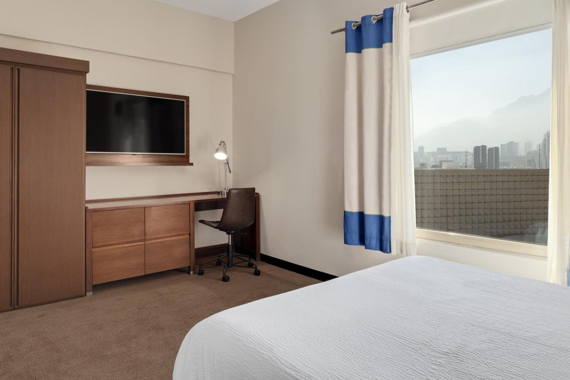Four Points By Sheraton Galerias Monterrey Dış mekan fotoğraf