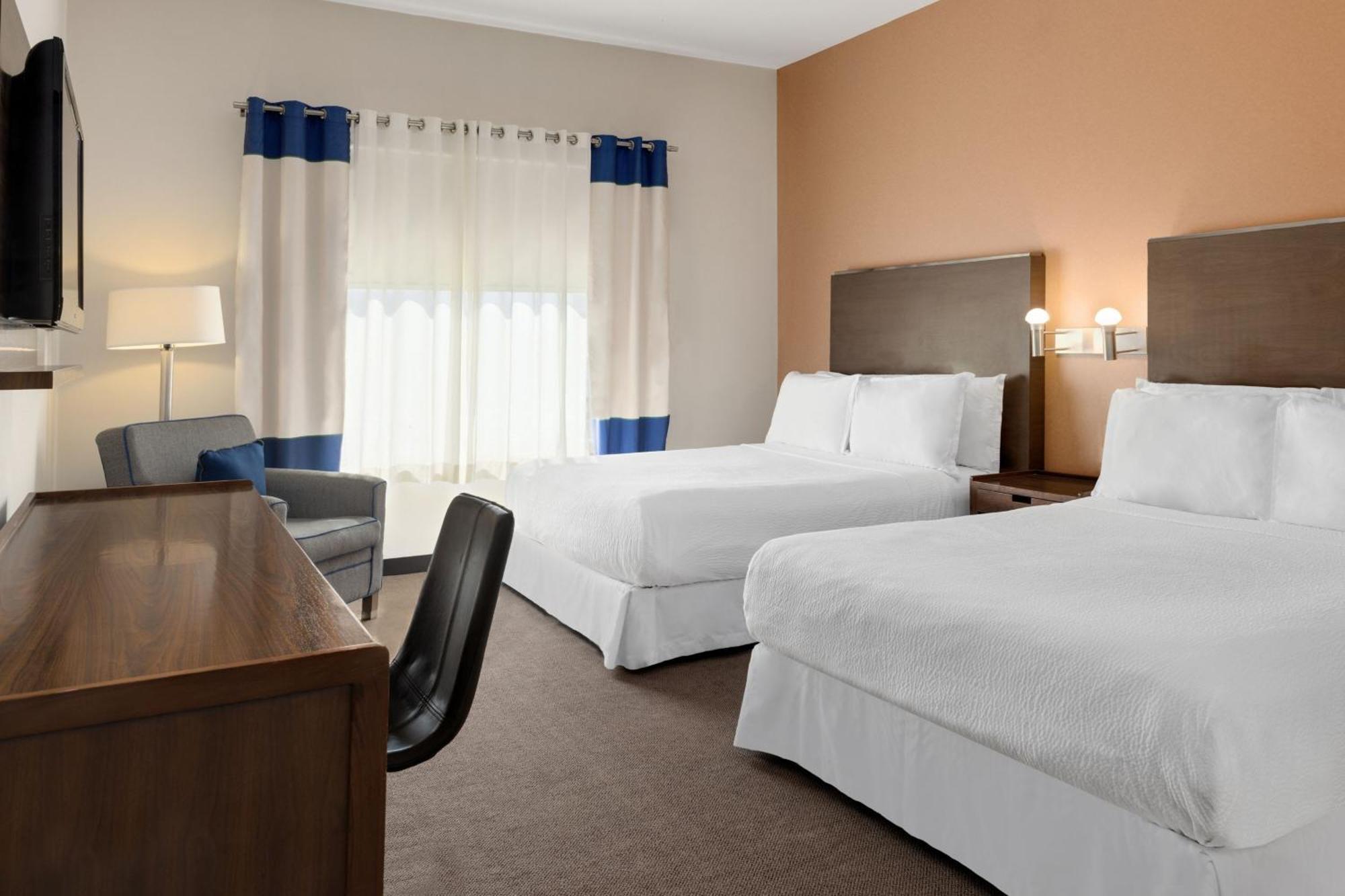 Four Points By Sheraton Galerias Monterrey Dış mekan fotoğraf A typical guest room at an extended stay hotel