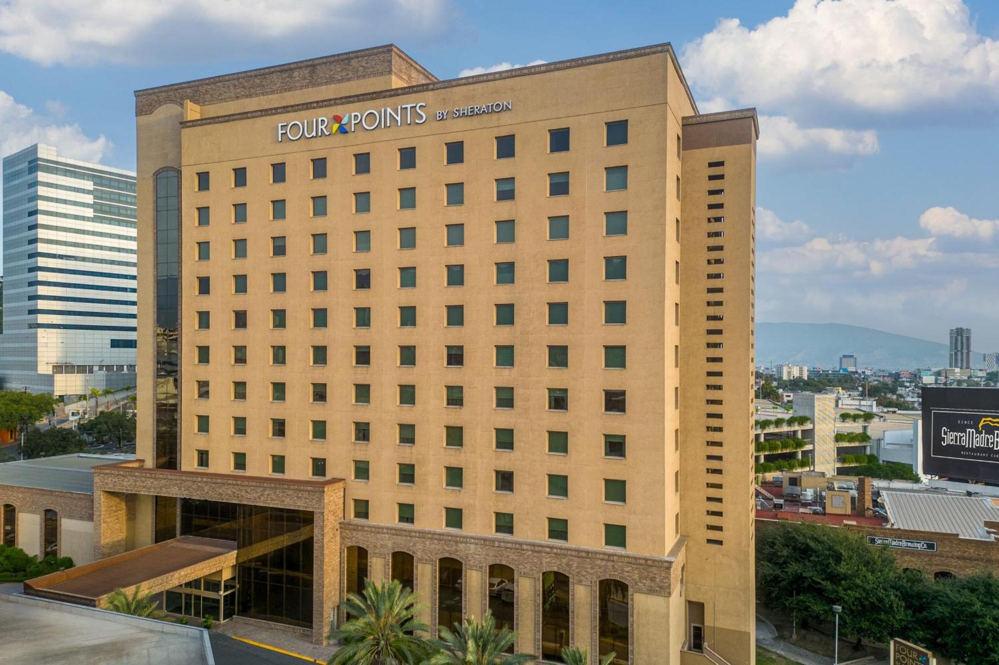 Four Points By Sheraton Galerias Monterrey Dış mekan fotoğraf Four Points Sheraton San José
